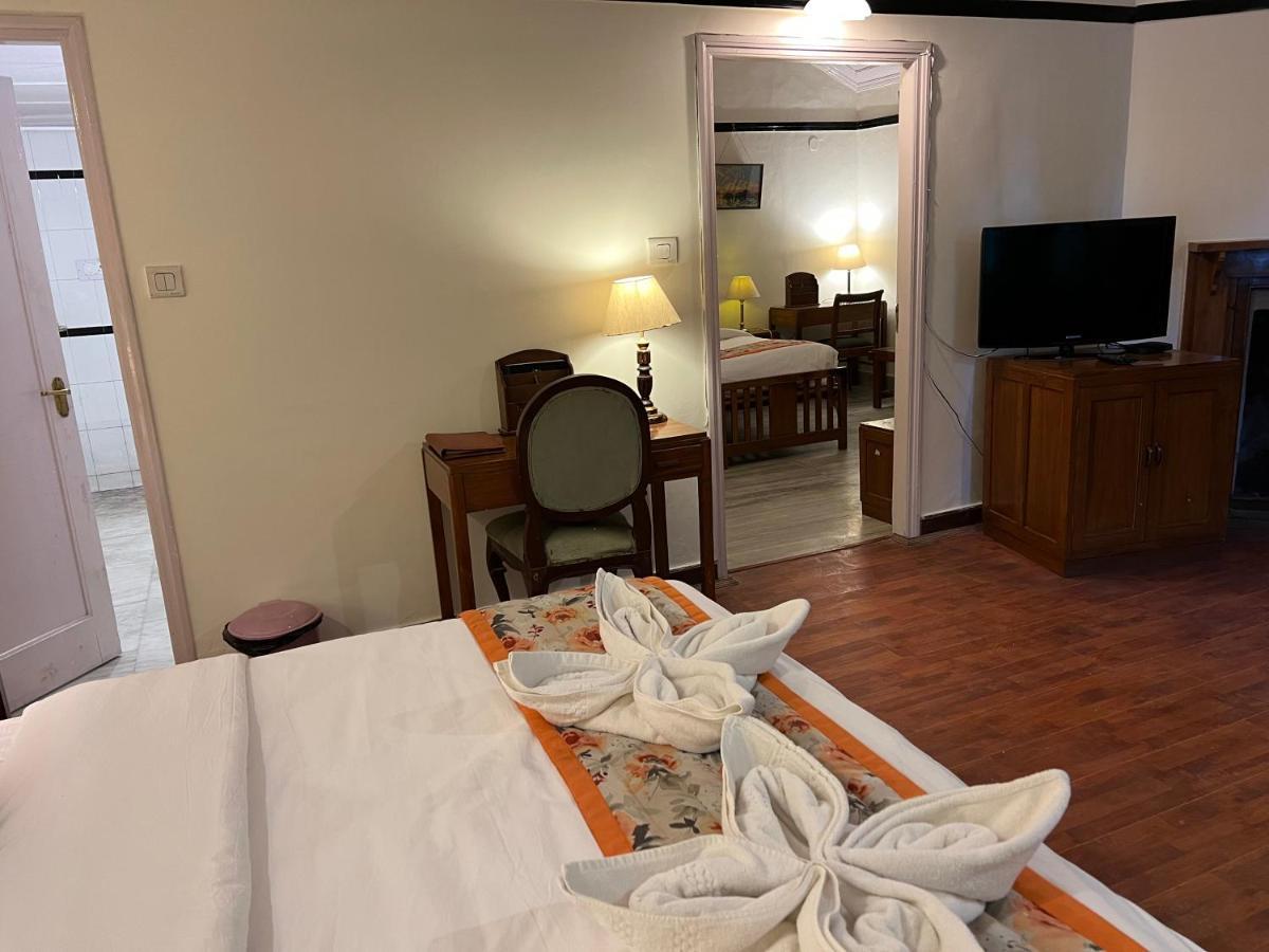 Hotel Woodpark Шимла Экстерьер фото