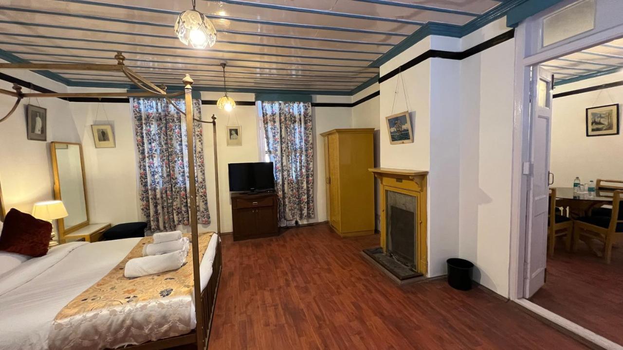 Hotel Woodpark Шимла Экстерьер фото