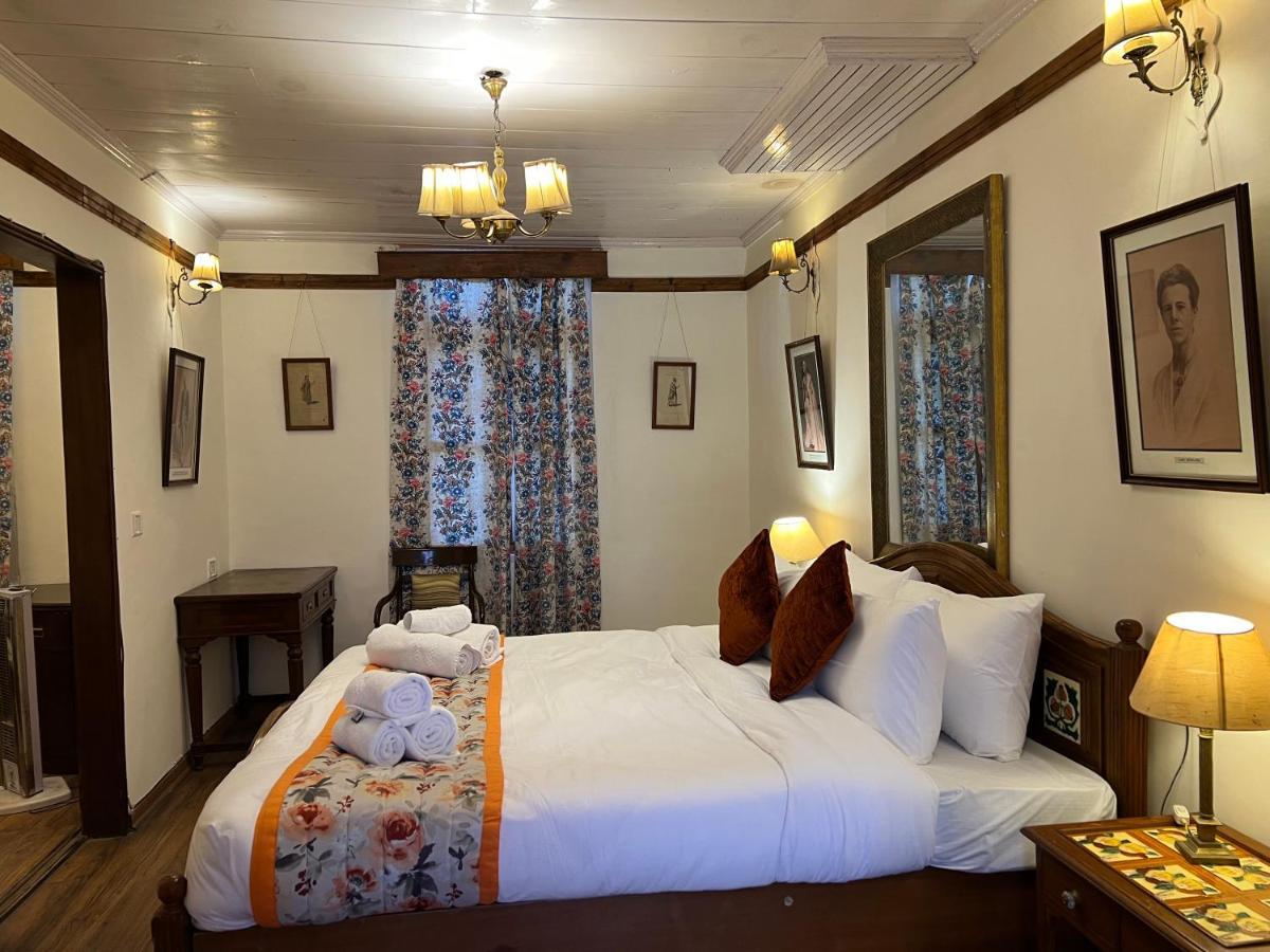 Hotel Woodpark Шимла Экстерьер фото