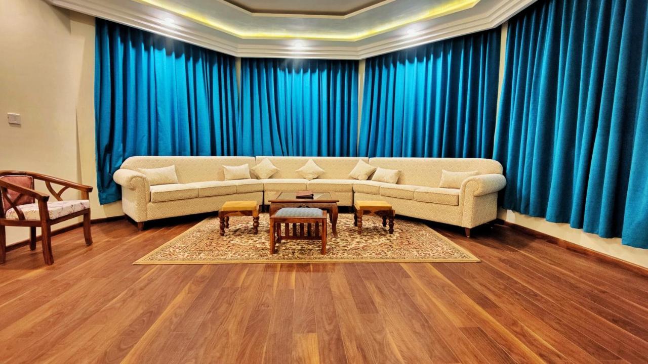 Hotel Woodpark Шимла Экстерьер фото